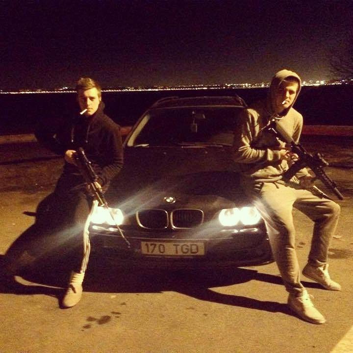 FastLineCars's tweet image. Bmw is dangeros