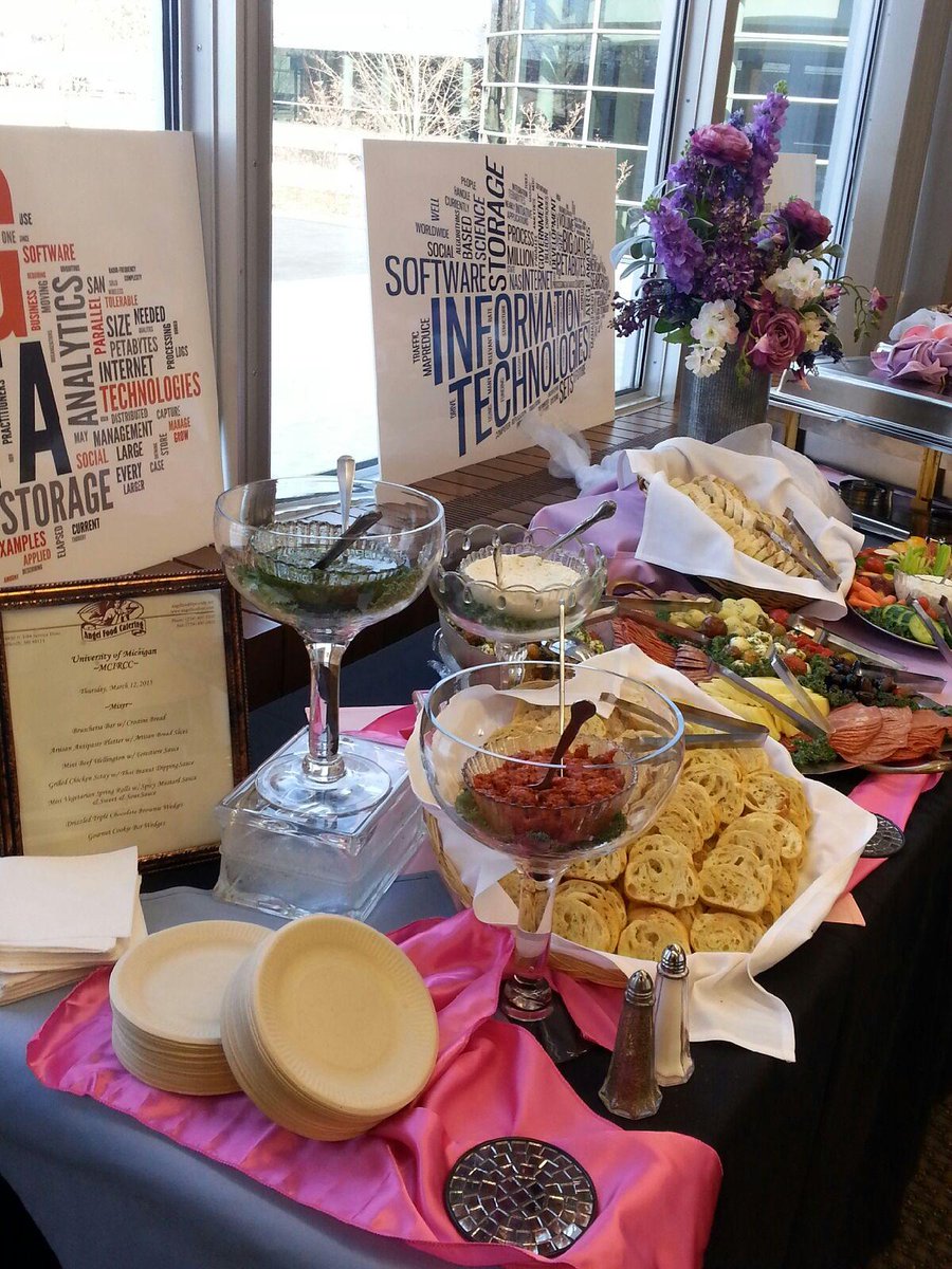 AngelCaterInc's tweet photo. Thank you #UofM #annarbor for letting #AngelFood helpy ou with your #events http://t.co/0PlFz1OnHu