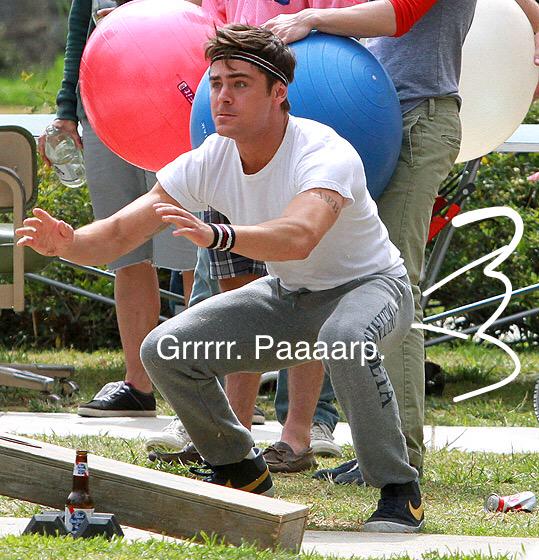 SquatFarts's tweet photo. Grrrrrrr. Paaaaarrrrrrpppp! @ZacEfron got #SquatFart'd. P.s. Nice face #funny #gymfail #zacefron #fart #squat http://t.co/Tf8xnvDsWu