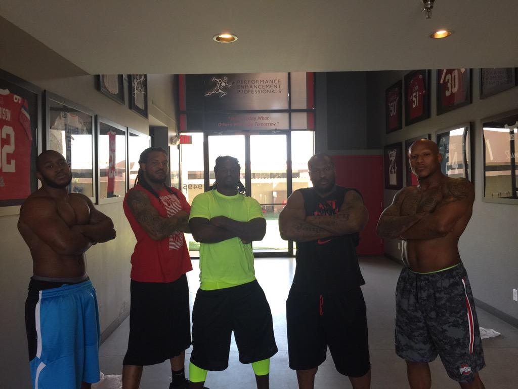 VinnyVidiVici98's tweet image. LBs gonna be live this year