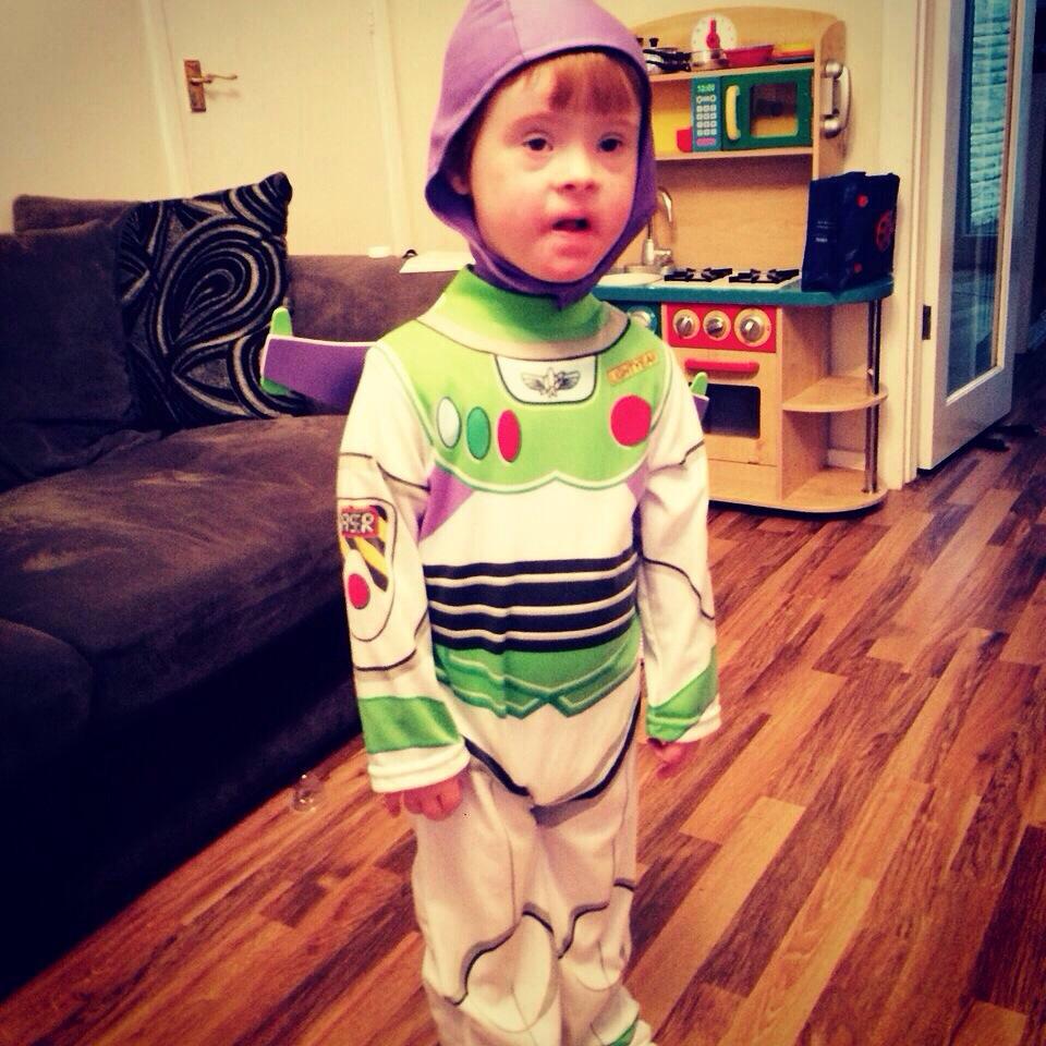 LivingWithFin's tweet image. Happy World Downs Syndrome Awareness Week from Fin &amp;amp; his mate Mario. #WDSD15