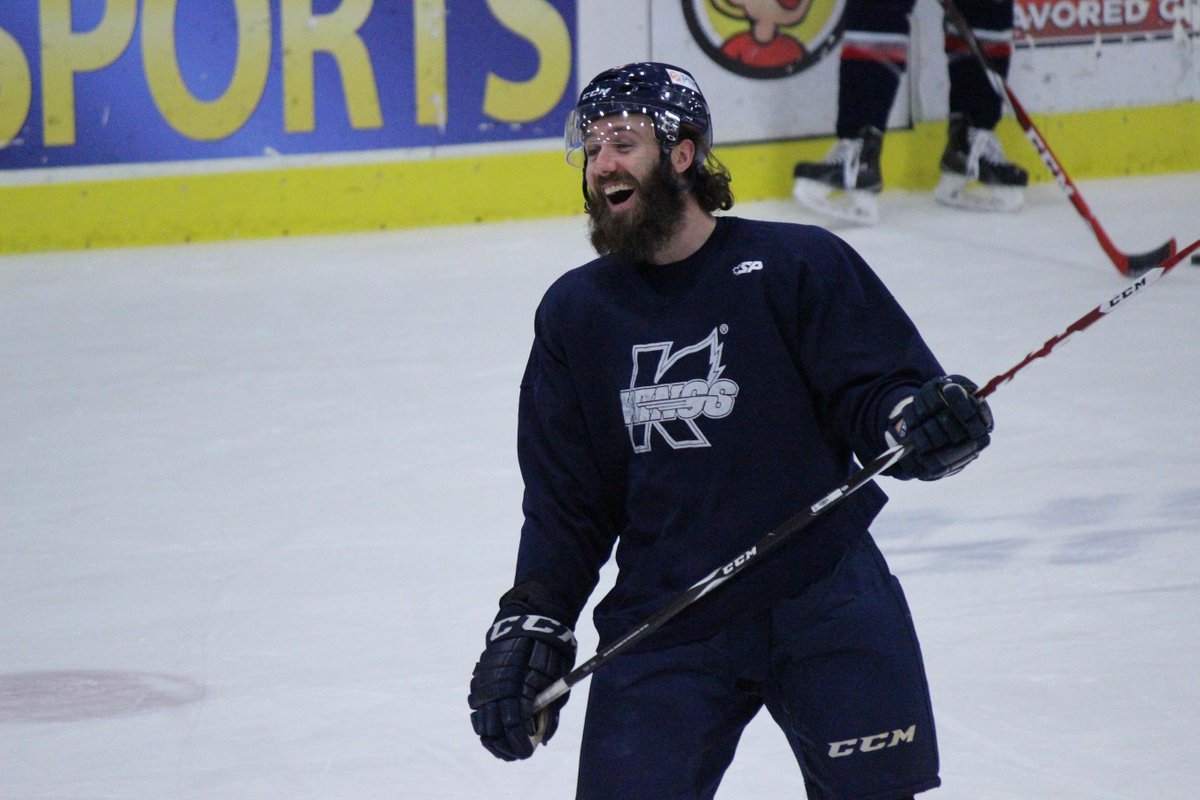 Sarah_Hobday's tweet photo. Someone sure was happy at morning skate today - @Davesgotwheels :) @KalamazooWings http://t.co/2lTEIF7rDG