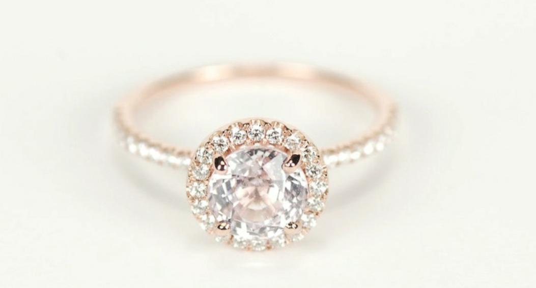 SomeGirlPosts's tweet image. This. is. GORGEOUS.