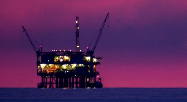 A3Noticias's tweet photo. Los yacimientos de petróleo en el Mar del Norte, a punto de agotarse http://t.co/sZ3uMbCi4r http://t.co/MbDmb8cqKk