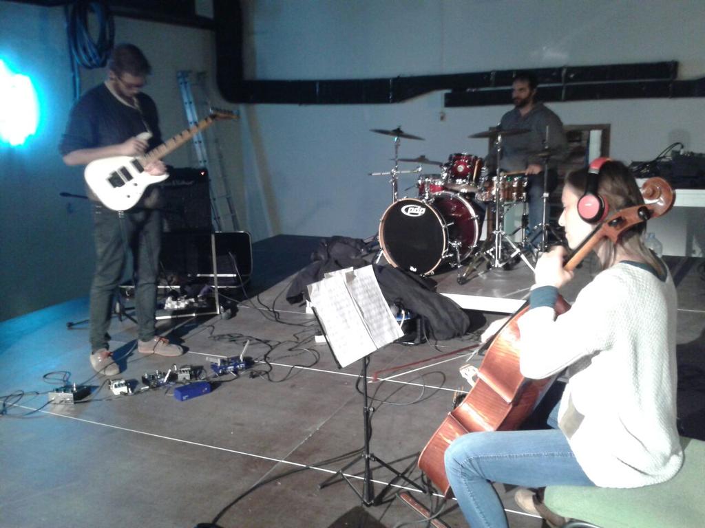 ucourbanmusic's tweet image. Esto es @Bearthestory, esto es #música, esto es #SalaMedea #Cordobaesp