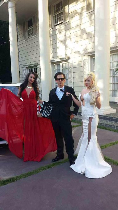 Photo shoot for the next billboard in #Hollywood for @138water @djcolleen50 @Chrisillgen #michaelcostello<a href="/tag/hollywood"class="tags">#Hollywood</a><a href="/tag/michaelcostello"class="tags"><span>#michaelcostello</span></a>