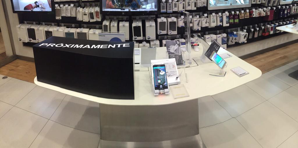 SamsungStorePA's tweet image. Samsung Galaxy S6 y S6 Edge. Se dejan ver este lunes 23 en Pre Venta como único lugar en el Cono Sur. Los esperemos.