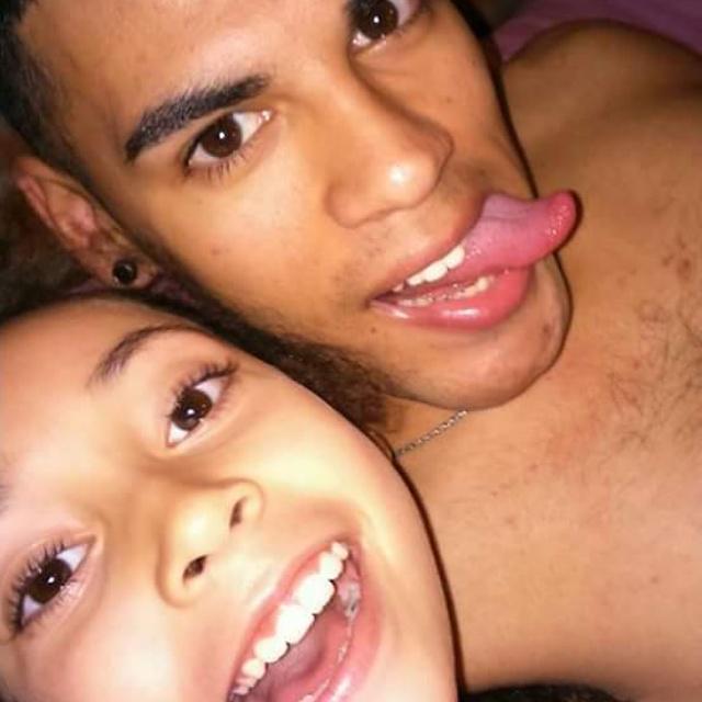 SergioARamirez2's tweet photo. Tus Locuras Hermanitaa Me Hacen Feliz http://t.co/92TYCb9vGI