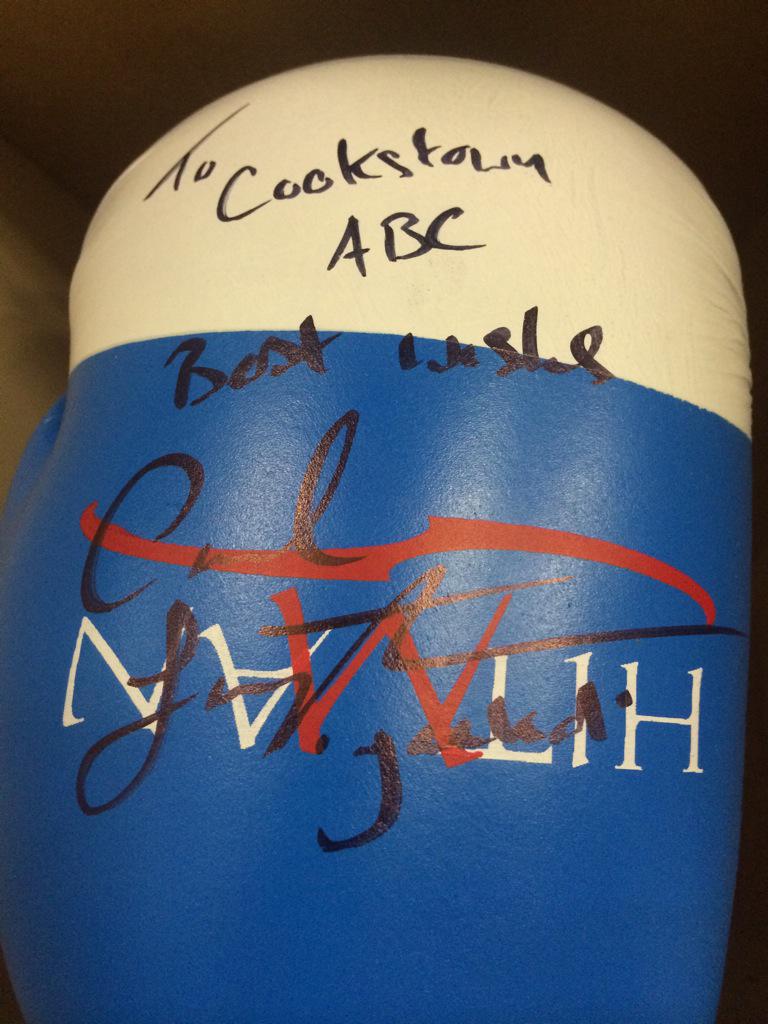 CookstownABC's tweet image. Thanks very much for the signed gloves champ @RealCFrampton
