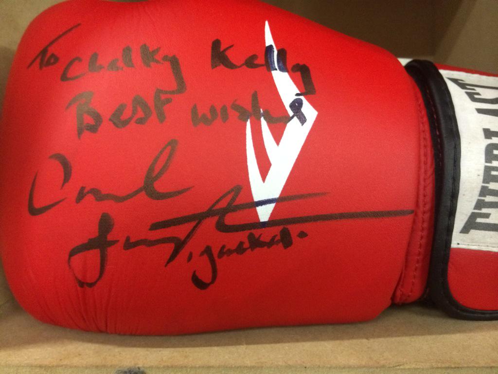 CookstownABC's tweet image. Thanks very much for the signed gloves champ @RealCFrampton