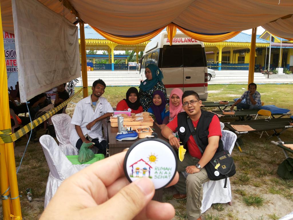 Selamat siang kakak, Kita lagi baksos dilapangan indrapura dalam rangka (BMP) ayuk donor darah,,,