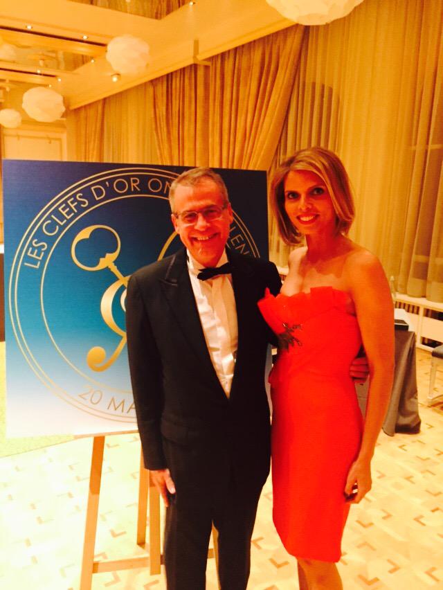 SylvieTellier's tweet photo. Très belle soirée avec mon ami Dominique le big boss des @LesClefsdOrIntl @ParkHyattParis cc @MYCOUTURECORNER http://t.co/8qCnDTN64h