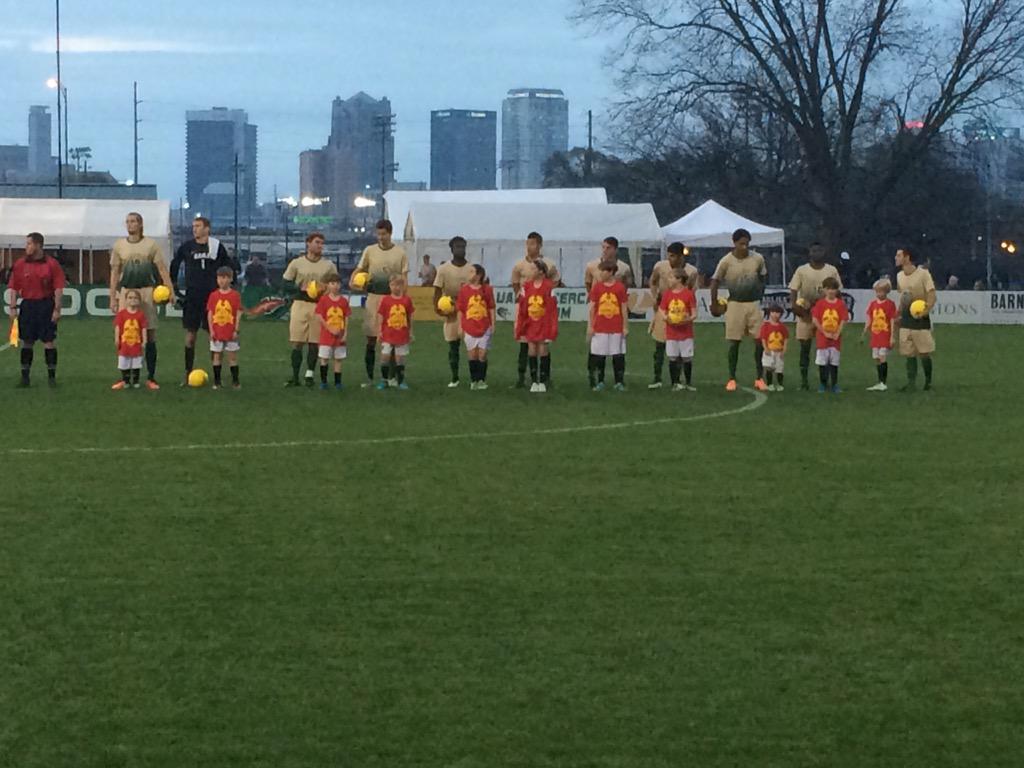 StanStabler's tweet photo. Colt walked out with the team.... “@BhamHammers Your @UAB_MensSoccer starting 11! http://t.co/2TG8NlmbBa”