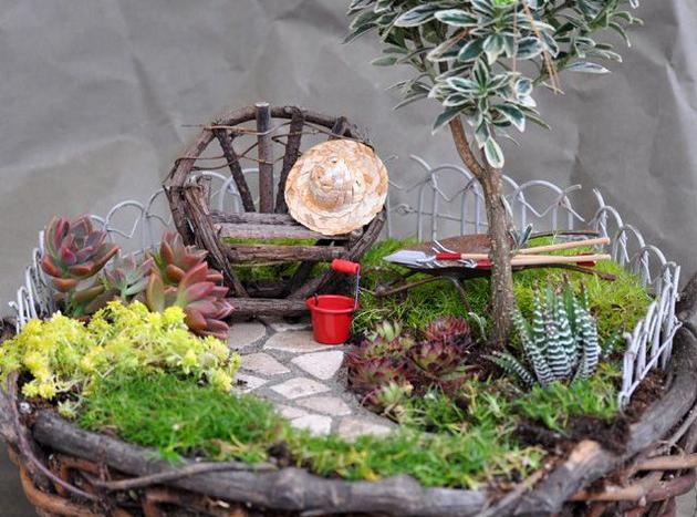 YourHomeWizards's tweet photo. Here's a fun weekend project with the kiddies! How to make a fairy garden! http://t.co/h9bYctvQrA http://t.co/0rNKBDe170