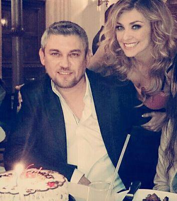 AraFansMiami's tweet photo. 😍Marzo 6:Cumple de Ara🎂y dia d Los Miserables 😍🎂 
😍Marzo 20:Cumple de Leo🎂y dia d Los Miserables😍🎂
@aracelyarambula http://t.co/j5OeGEpOe3