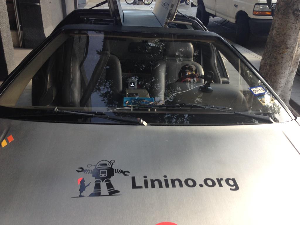 RogueMaking's tweet image. #HardwareWeekend or bust! #CaliforniaGirls #roadtrip to #LosAngeles @attdeveloper @hacksterio #hackathon #DeLorean