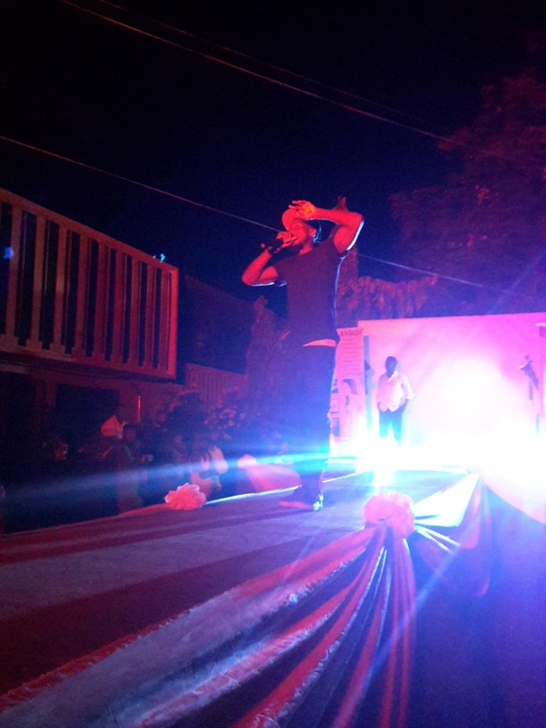 y1025fm's tweet photo. #YFM hot squad from Accra live on stage #repuholic kumasi is on fire!!!!!! http://t.co/ePEssqTQ9n