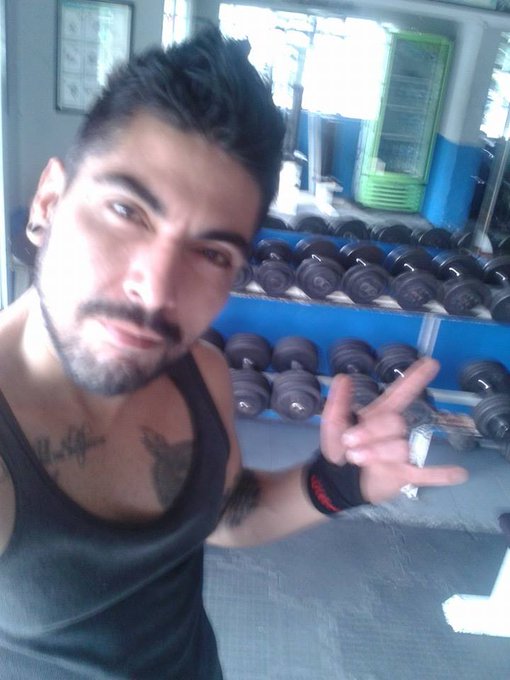 entrenando #gay #gayfitness http://t.co/ejpO3cV6Jy<a href="/tag/gay"class="tags">#gay</a><a href="/tag/gayfitness"class="tags">#gayfitness</a>