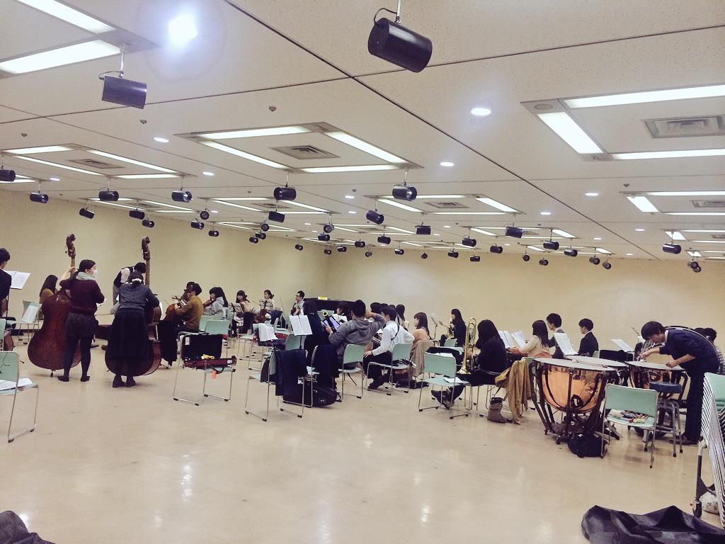 ついに本番まであと4日となりました！
みんな朝から真剣です！！

本日は打楽器も勢揃いでいつもに増して大迫力です！！！