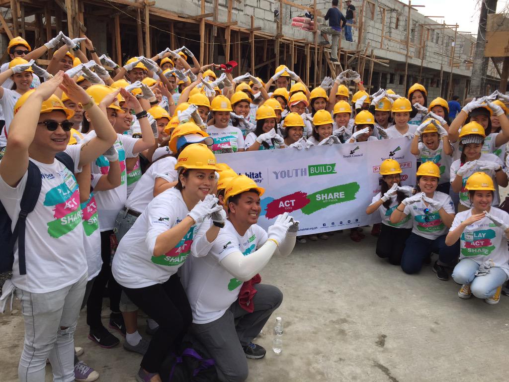 KuyaTonipet's tweet photo. RETWEET! @HabitatPhils #PenshoppePhils #GoldenABC is ready for #HabitatYouthBuildPhils #HabitatYB Look, @Jeffbacons ! http://t.co/1SjSBPj7ti