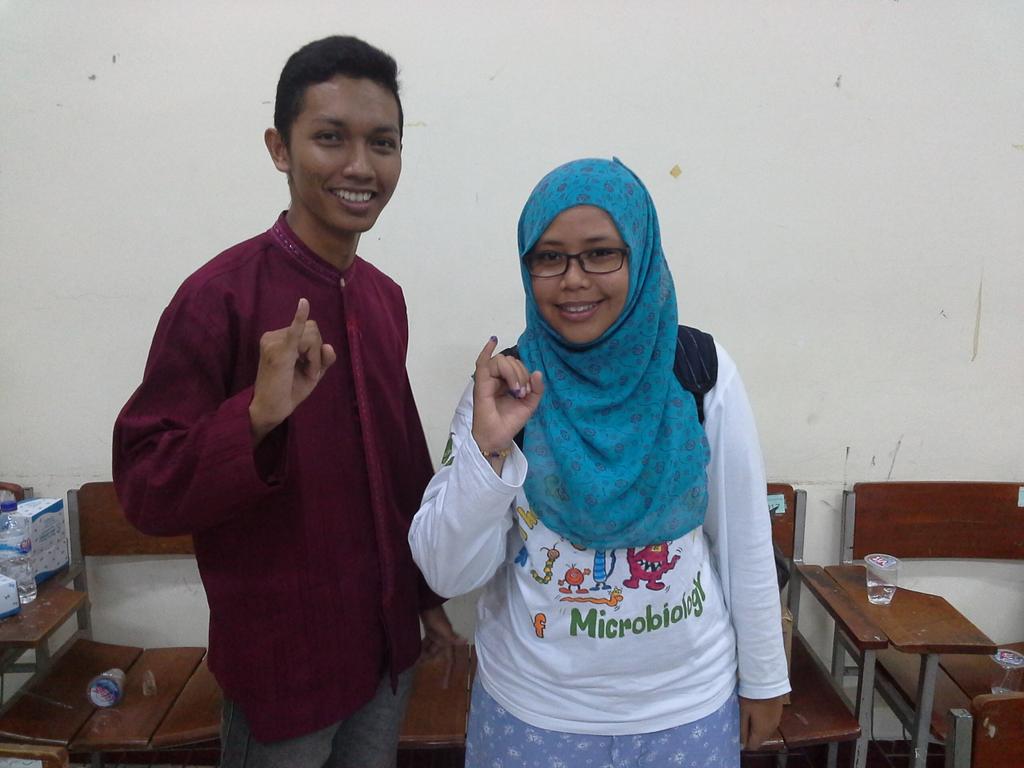 HMPSpbioUAD's tweet photo. selamat kepada ketua dan wakil ketua HMPS terpilih periode 2015-2016 Ezo Warma Putra dan Nurul Fatimah. semoga amanah http://t.co/8aQOLwVDgQ