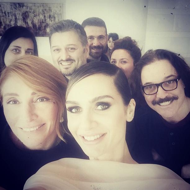 geccecom's tweet photo. Birce Akalay model oldu! http://t.co/zrJz16zl9N http://t.co/cKhysIaRDU
