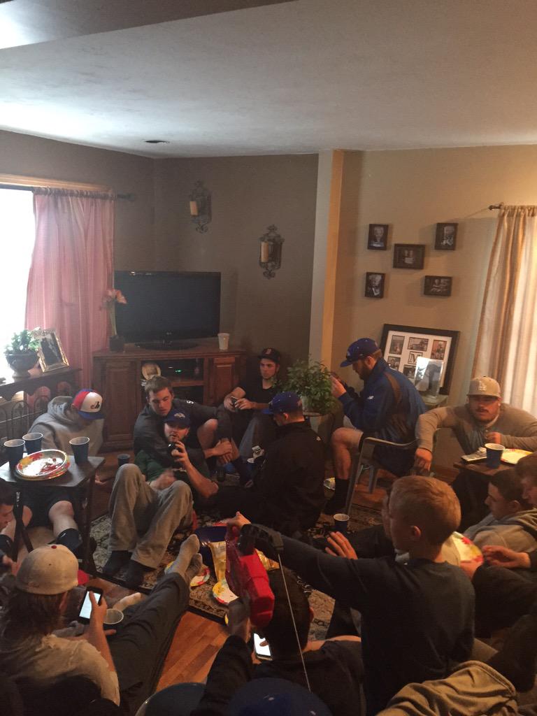 coach_BMac12's tweet photo. @bcdirthawks great pre game meal at @coach_BMac12 house #needjobu http://t.co/yJERx7tevf