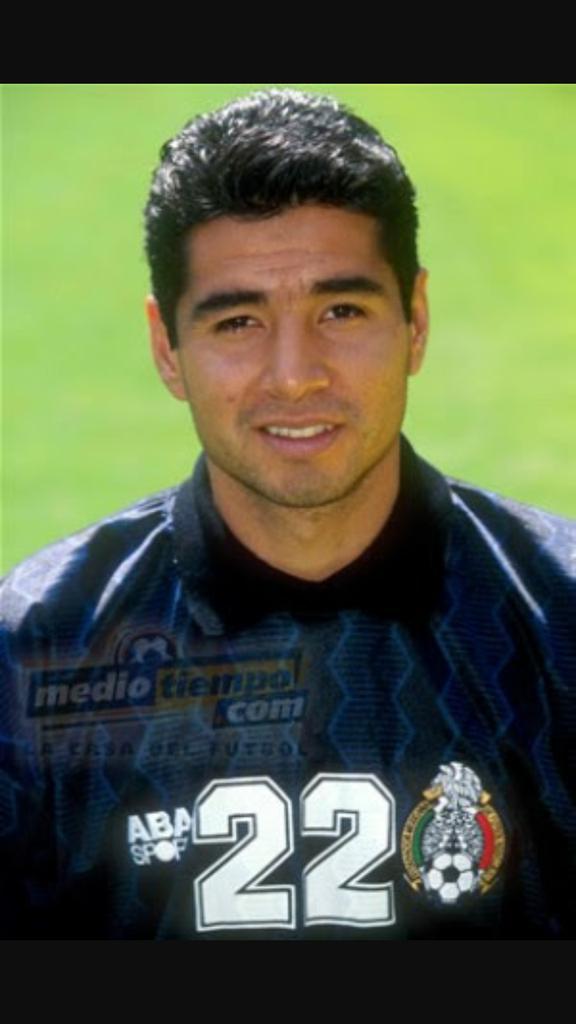 inbucarde's tweet photo. #ViernesBotanero el pulpo zuñiga http://t.co/fgB4TgI3hg