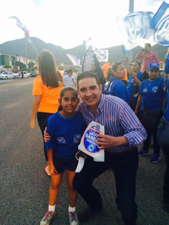 bsanchezl's tweet photo. @JavierGandaraM será nuestro próximo Gobernador #GuaymasListo  @mrlujan2 @Felipeelopezc @mvillegas2001 http://t.co/R0d1zpRwkY