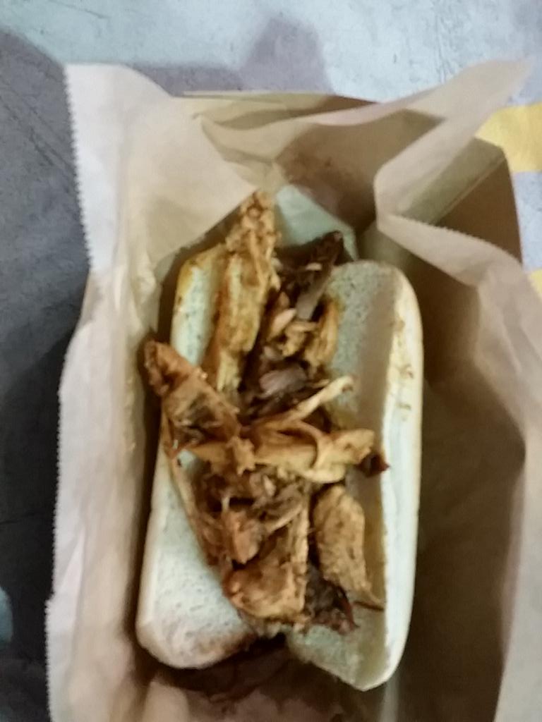 JosephRL's tweet image. .@KeyArenaSeattle $10. Really? 2 ounces of chicken on a hot dog bun.  You guys suck.