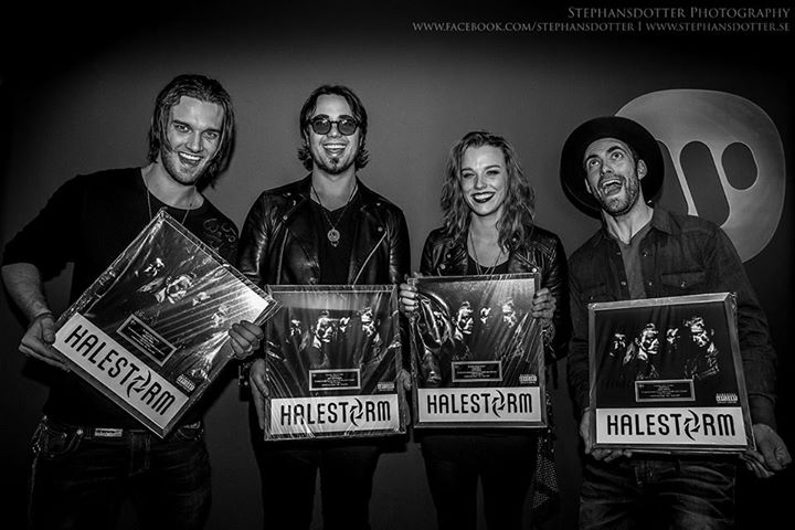 Halestorm Brazil tweet media