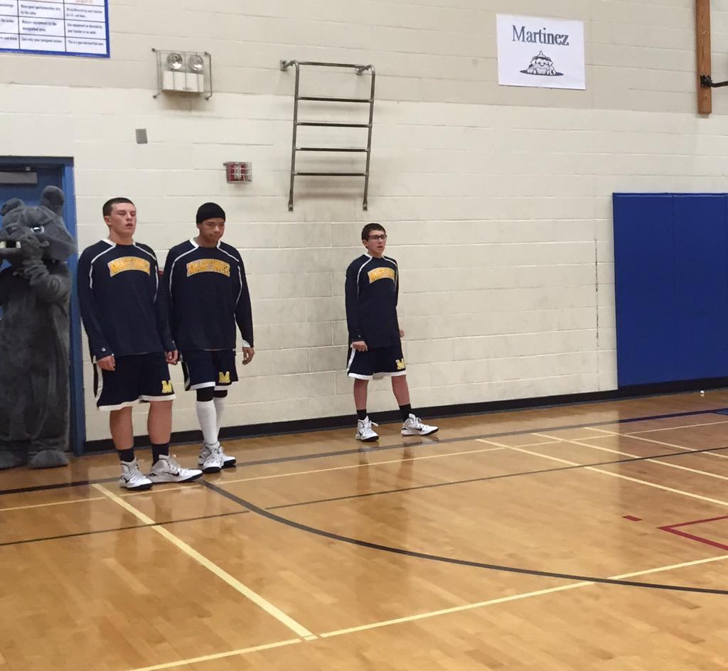 MJHSBullpups's tweet image. Ready to finish business!!!! Fans at all ready too!! #bullpuppride #strive4success