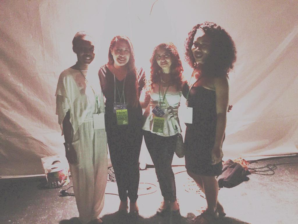 FIDM_Zoya's tweet image. We finally met!! #nolight #blackandwhite #FIDMDebut2015 @FIDM_Ary @FIDM_Kayla @FIDM_Johnae