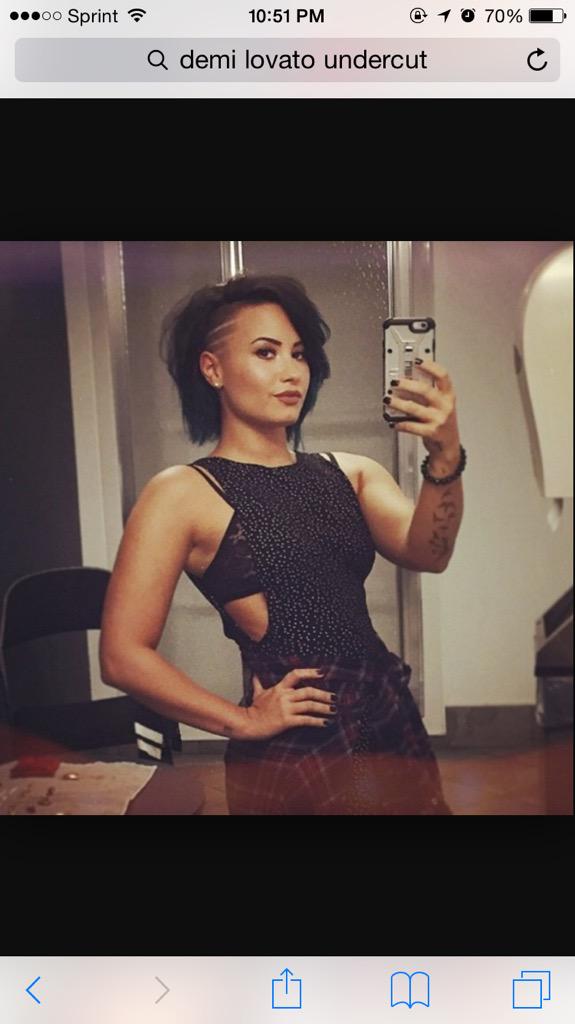 winklahh's tweet photo. #undercutgoals #mommyaf http://t.co/tf8N9zUKzK