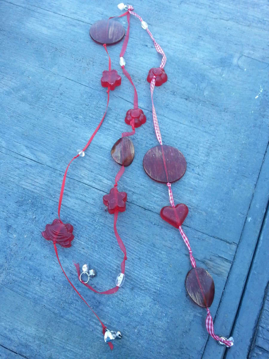 Dobbelstenen gegooid ga naar #Giethoorn vanmiddag workshop #zeepketting <a href="/rietstulp/">Senno Geertsma</a> met veel kleur en geur #monopoly