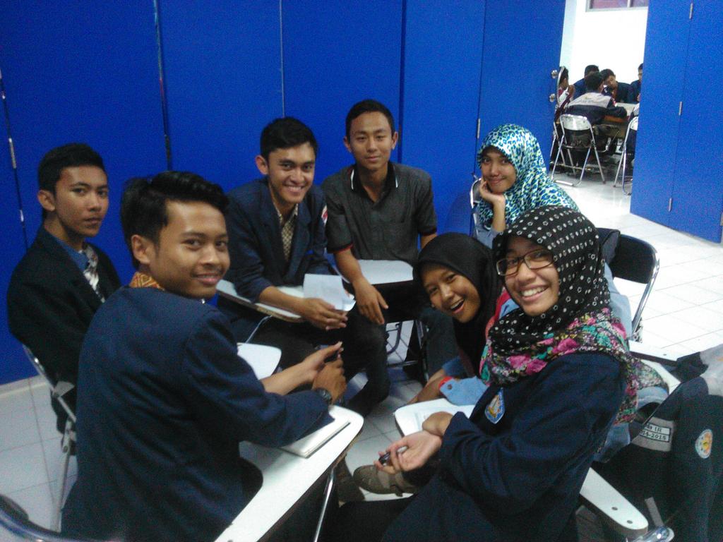 bemppns's tweet photo. Sharing kementrian antara BEM PPNS dengan @Bem_Polinema . Semangat kak! #PPNSUpdate http://t.co/tI4oqLBFzG