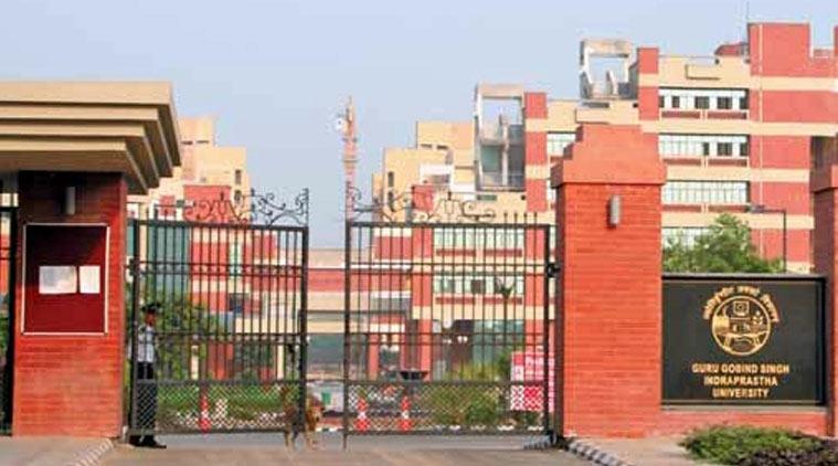 IndianExpress's tweet photo. No-hugging, dress code order leads to uproar in Delhi college http://t.co/LZIntUuO3h http://t.co/osYGDMe8nc