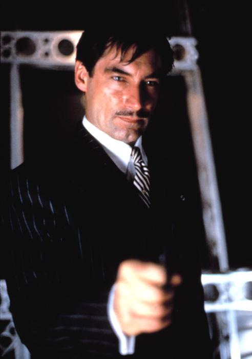 Que sí, Tim, que te cantamos el cumpleaños feliz...
Happy Birthday, Timothy Dalton! 