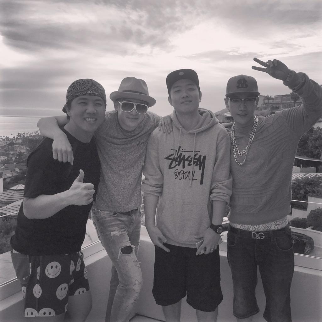 photosta's tweet photo. @Jun2daKAY @Khunnie0624 @C_Bravo1 forever :) Reunion in Laguna Beach!!! http://t.co/ARhkPzFs4b