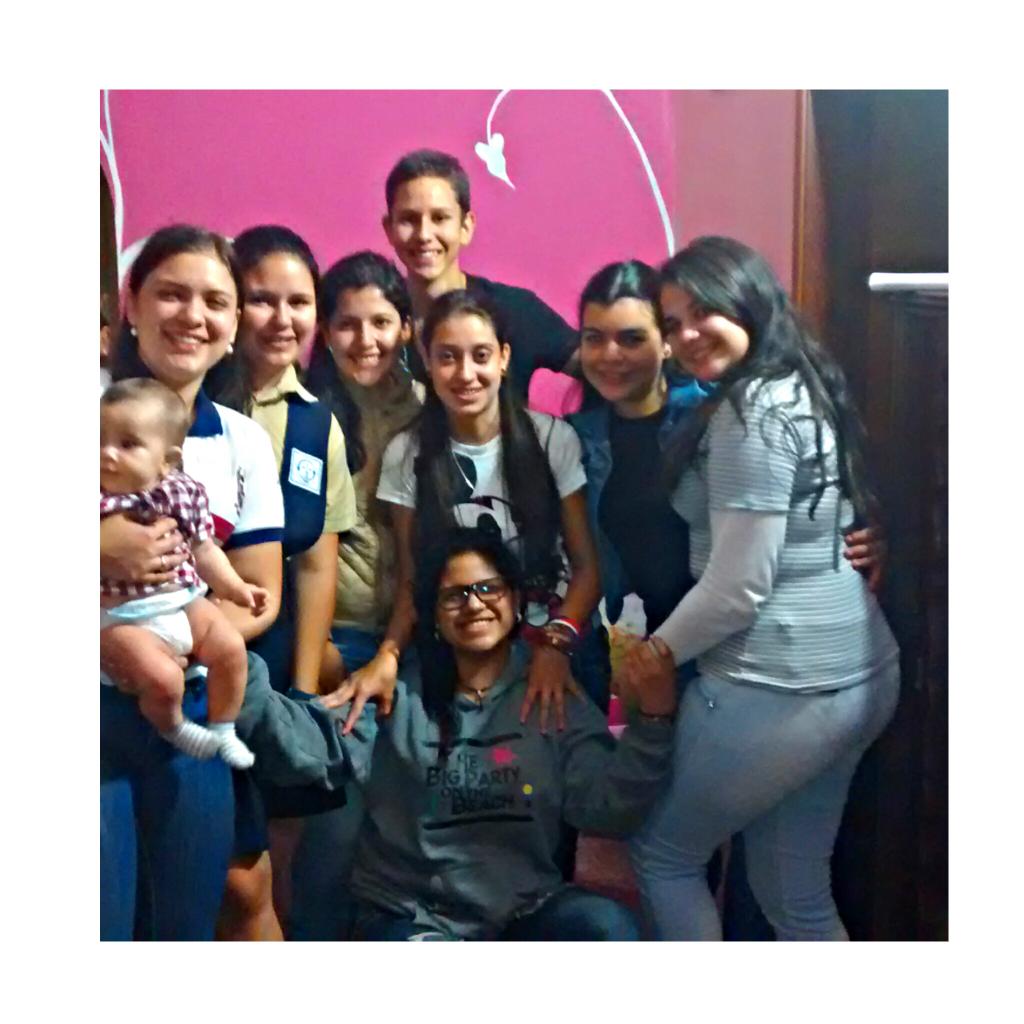 CAngelesBR's tweet photo. Bbys 💘 http://t.co/yMAcxfjqF1