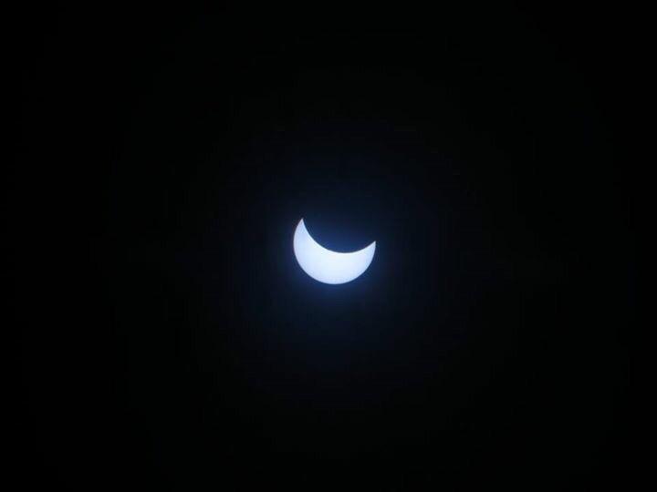 Lante5D's tweet photo. Camera oscura con il cartone dei cornetti e occhialini: osservazione e registrazione dell'eclissi di ☀️@agaddone http://t.co/8Qw7FSjwPK
