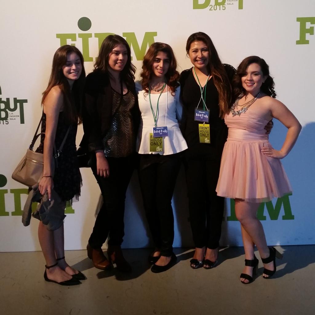 OhHeyAry's tweet image. “@TallMali: Love them!  #FIDMDebut2015 http://t.co/0kMYyw8xer”LOVE YOU! 😘