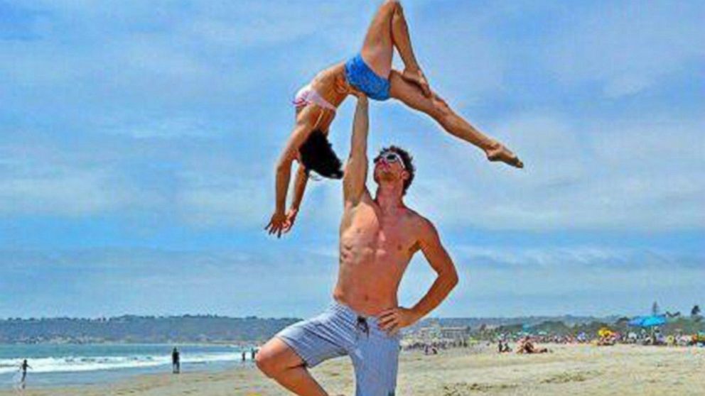 Couple travels the world for epic 79-day wedding extravaganza: abcn.ws/1DHCIVv