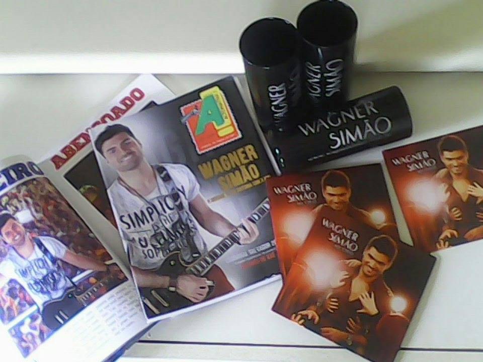 RAlternativa's tweet photo. Ficou um MIMO.... #WagnerSimao na capa da Revista Alternativa!!!! http://t.co/pi8pyCWibO