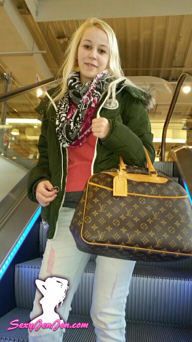 Erst mal ein bisschen neue Einrichtung zulegen... #sweet #sexyjenjen #shoppen #sexy #weserpark http://t<a href="/tag/sweet"class="tags"><span>#sweet</span></a><a href="/tag/sexy"class="tags"><span>#sexy</span></a><a href="/tag/shoppen"class="tags"><span>#shoppen</span></a><a href="/tag/sexyjenjen"class="tags"><span>#sexyjenjen</span></a><a href="/tag/weserpark"class="tags"><span>#weserpark</span></a>