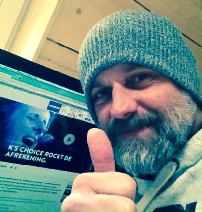 We did it : Private Revolution is number 1 on StudioBrussels' Afrekening. Thank you all SO MUCH for voting :) peace g