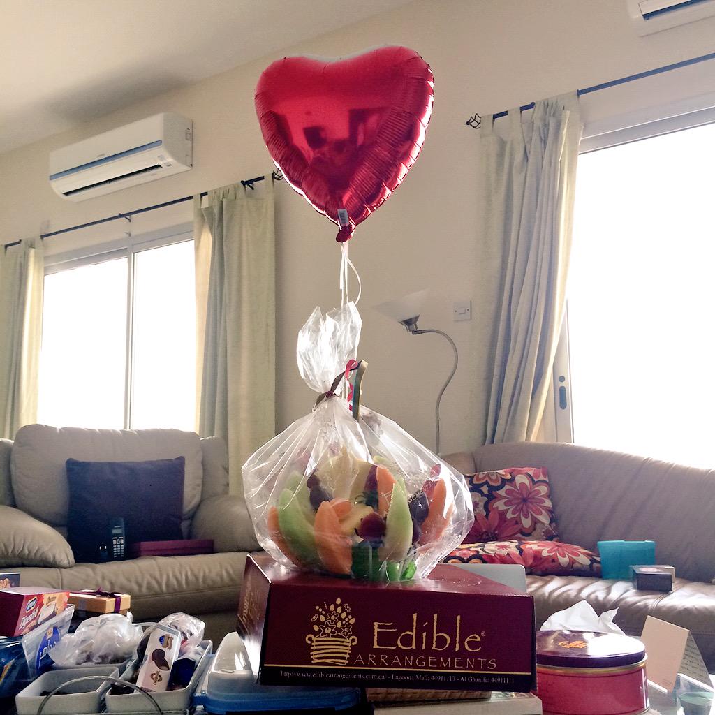 halalcomedy's tweet photo. See what the @Uber_Doha brought for the #UberMUM! http://t.co/RBgi2GTkuf