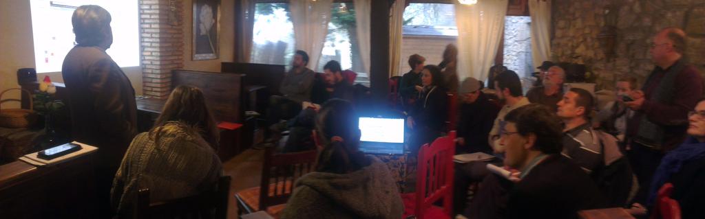 Equobesaya's tweet photo. Consultando el calendario electoral. Estamos preparadas para el cambio en nuestros municipios. ¡Es la hora de @Equo! http://t.co/blfKAdRbo3