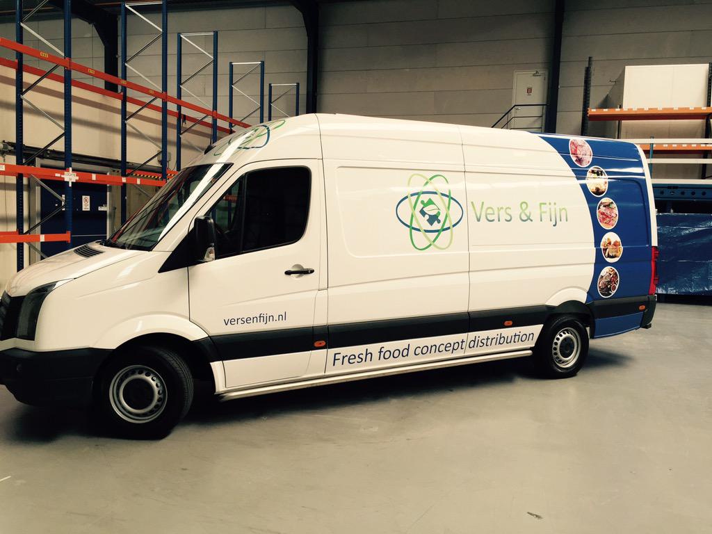 versenfijn's tweet photo. #duurzaam voertuig wordt gekoeld door #zonnepanelen #versenfijn http://t.co/OJVFFjqN4l
