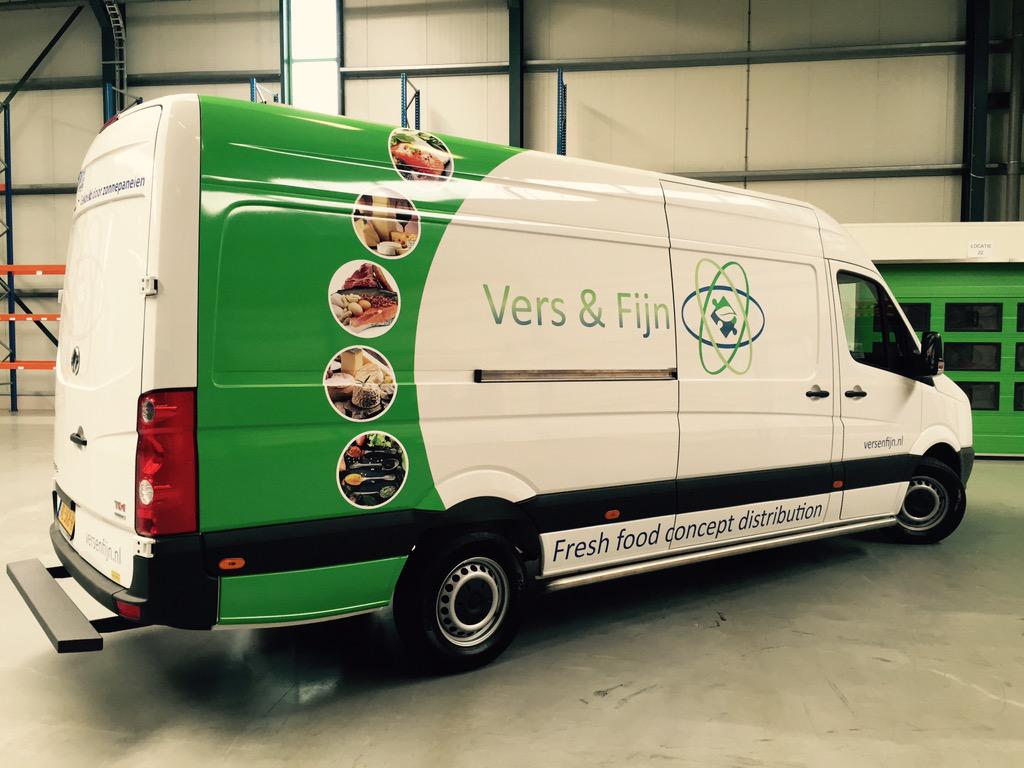 versenfijn's tweet photo. #duurzaam voertuig wordt gekoeld door #zonnepanelen #versenfijn http://t.co/OJVFFjqN4l